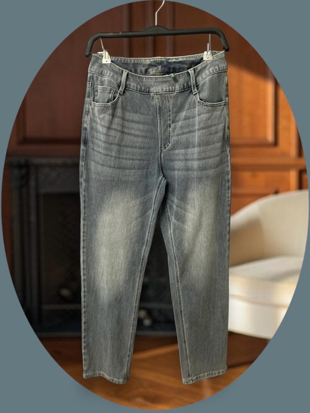 Halara Super Stretchy Pull On Jeans. Straight Leg. Vintage Wash. Size: Medium R